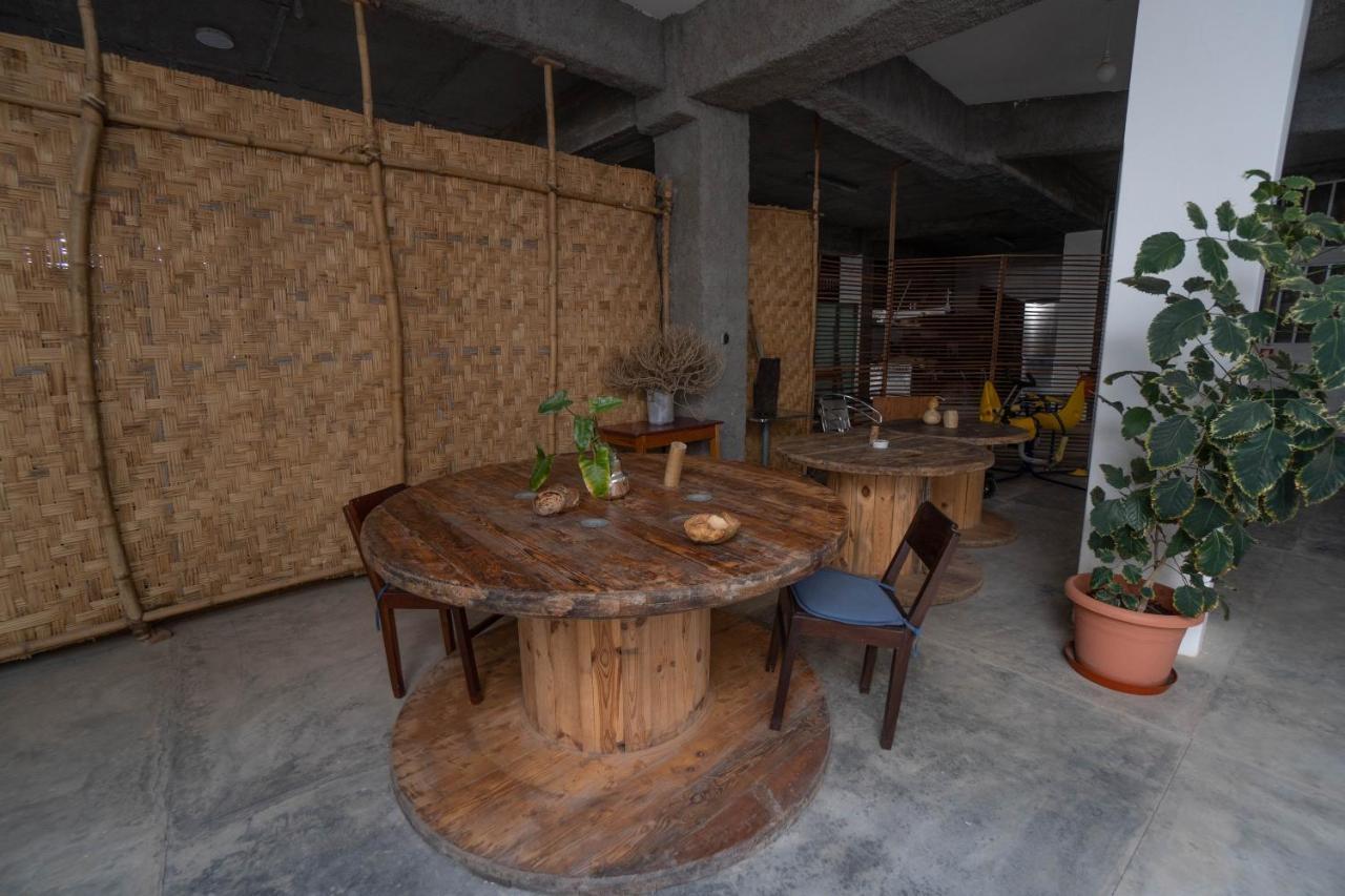 Residencial Che Guevara Bed & Breakfast Mindelo Exterior photo