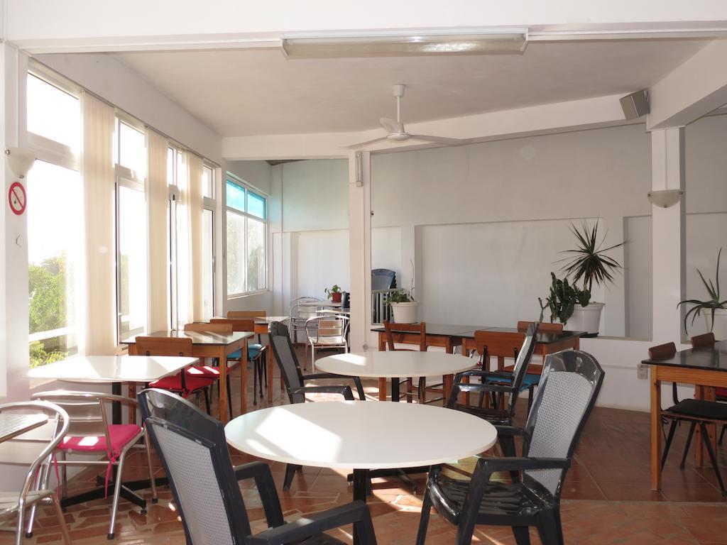 Residencial Che Guevara Bed & Breakfast Mindelo Exterior photo